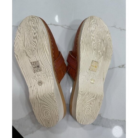 Kelsi Dagger Brooklyn Carve Flat Clog Mules Tan Size 7.5 - Picture 6 of 8